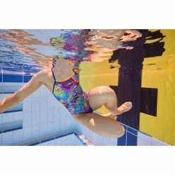 Amanzi - Women's Swimsuit Euphoria Proback One Piece -Outlet Women's Activity Store amanzi euphoria proback one piece am10299 6 grande